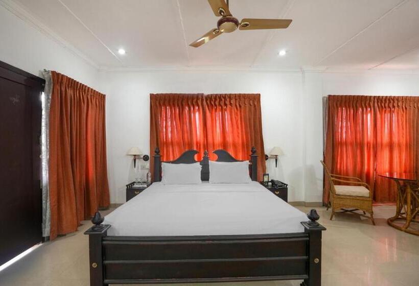 חדר סטנדרטי לשלושה עם נוף, Palette Resorts Tapovan Green County