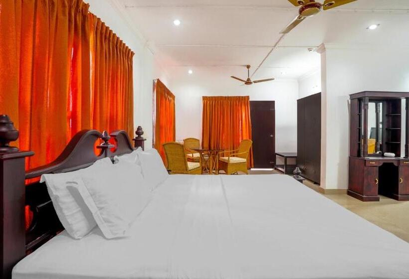 חדר סטנדרטי לשלושה עם נוף, Palette Resorts Tapovan Green County