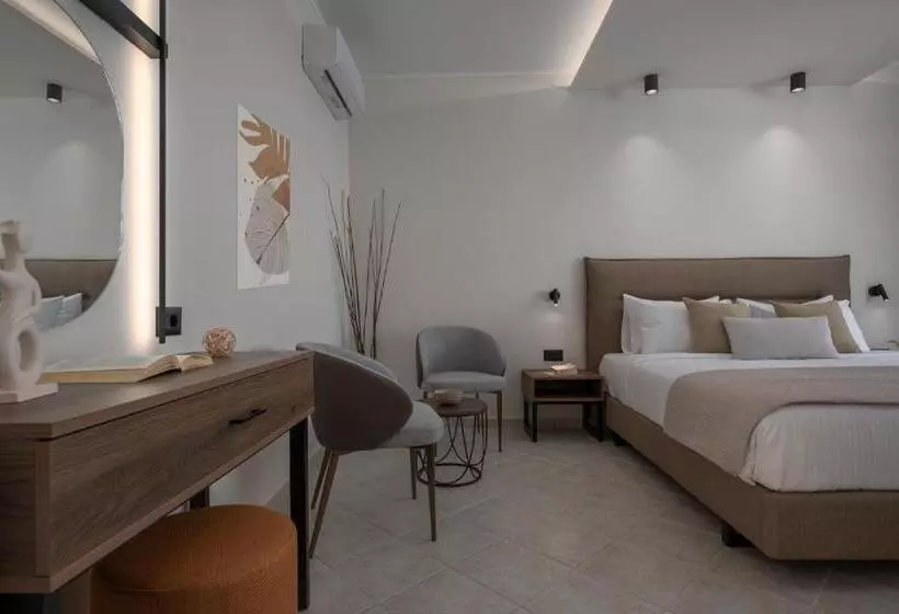 اتاق اساندارد با چشم‌انداز جانبی به دریا, Alia Palace Hotel   Adults Only 16+