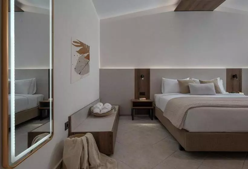 اتاق اساندارد با چشم‌انداز جانبی به دریا, Alia Palace Hotel   Adults Only 16+