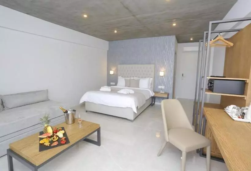 سوییت جونیور لوکس, Alia Palace Hotel   Adults Only 16+