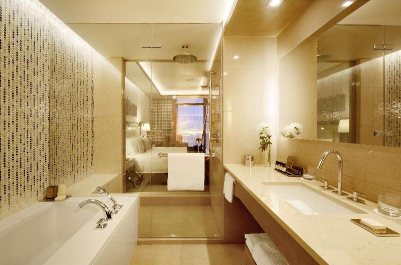 استودیوی استاندارد, Apartamentos Castaví