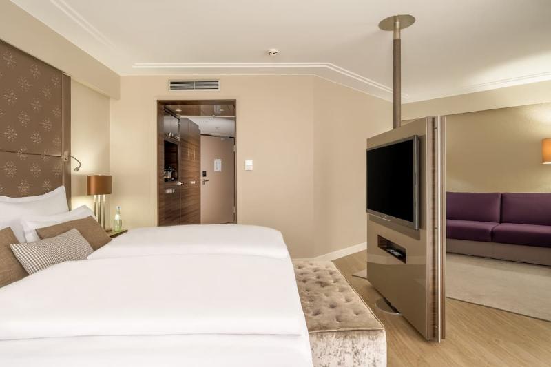 高级工作室, Apartamentos Castaví