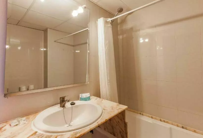 اتاق استاندارد سه نفره, Bluesea Don Jaime