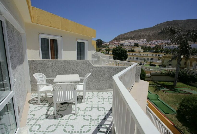 דירת חדר, Checkin Bungalows Atlantida