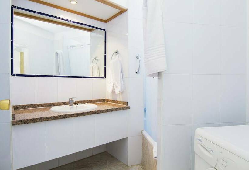 דירת שני חדרים, Checkin Bungalows Atlantida