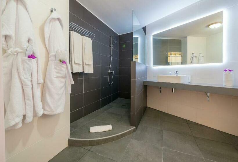 Апартаменты Премиум 1 Спальня, Checkin Bungalows Atlantida