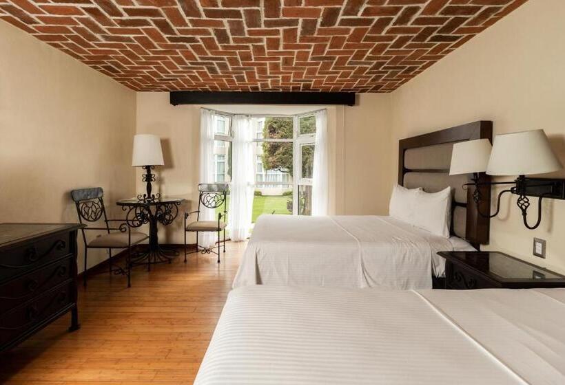 带2个双人床的标准工作室, Es Villa Mercedes San Cristobal