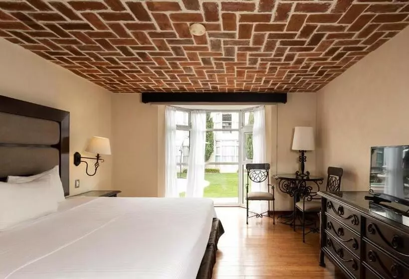 اتاق لوکس با تخت بزرگ, Es Villa Mercedes San Cristobal