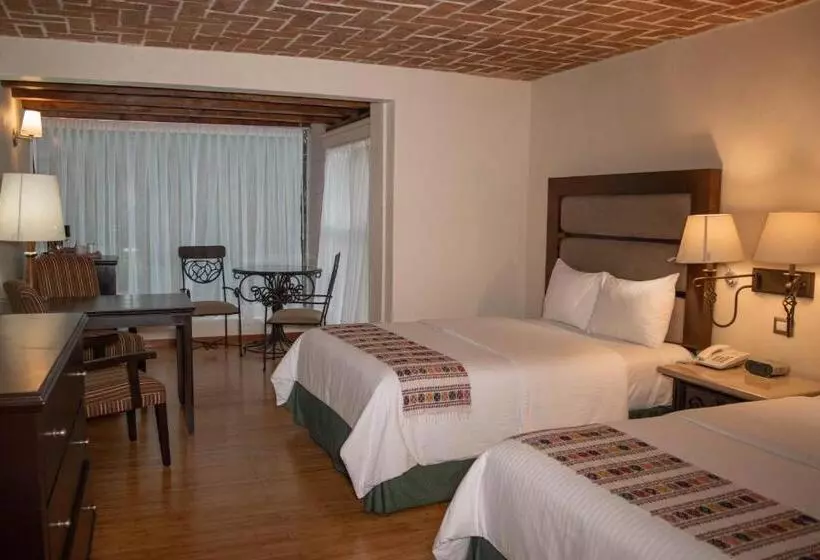 اتاق لوکس, Es Villa Mercedes San Cristobal