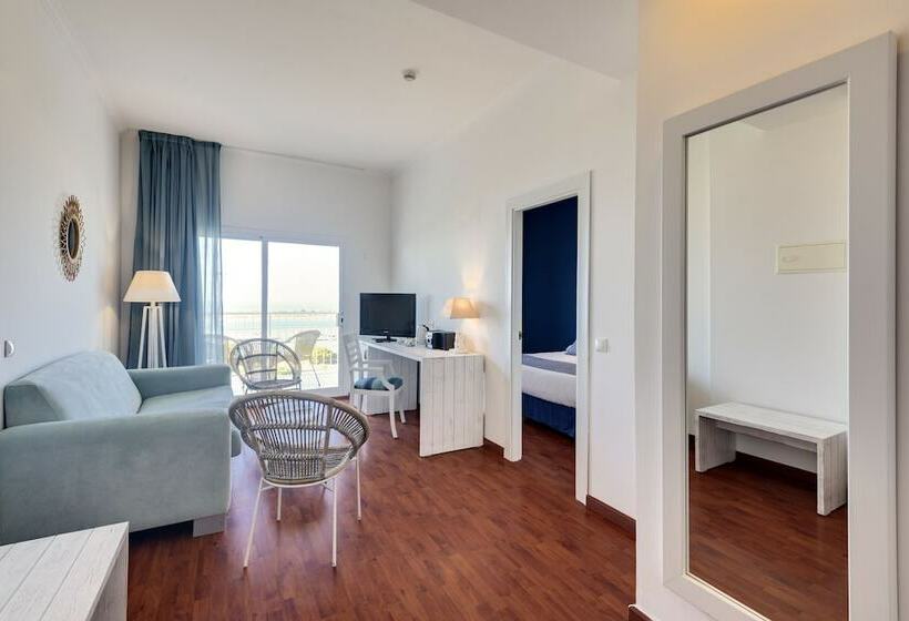 סוויטת ג'וניור, Garden Playanatural - Adults Only