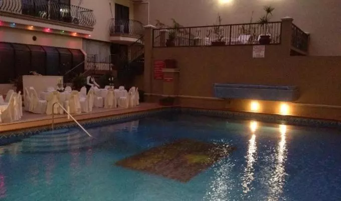 اتاق استاندارد, Grand Royal Tampico
