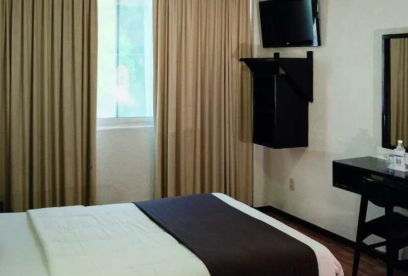 اتاق استاندارد, Hi Hotel Impala Queretaro
