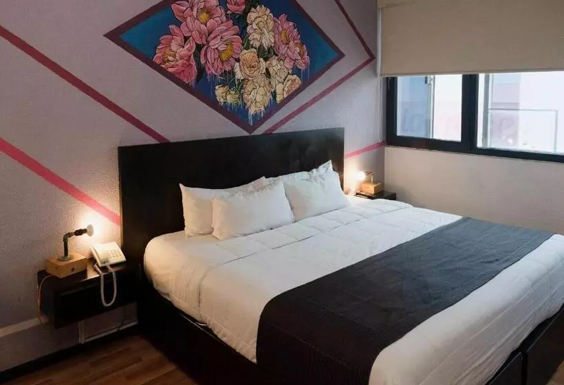 اتاق استاندارد با تخت بزرگ, Hi Hotel Impala Queretaro
