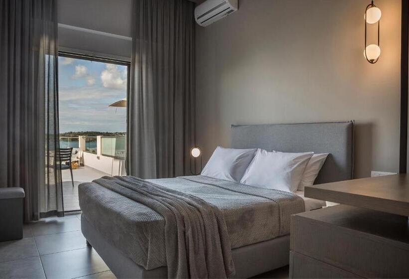 디럭스 테라스 룸 바다 전망, Limanaki