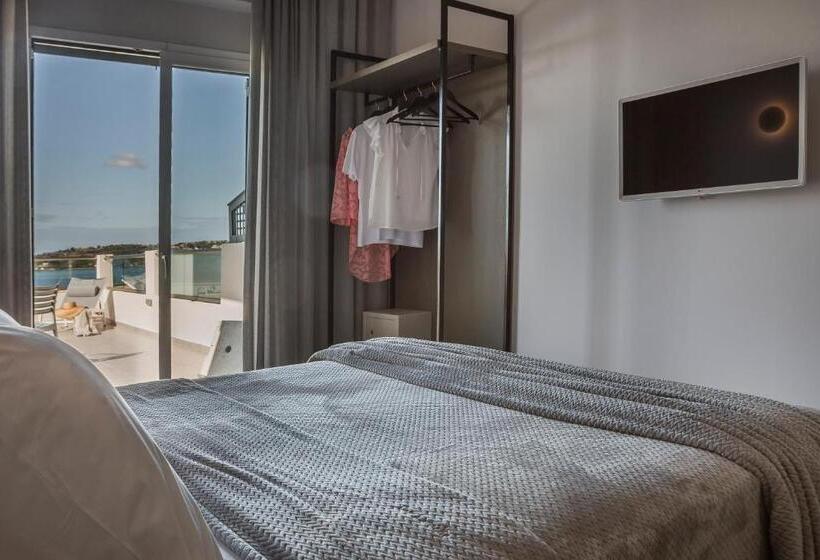 디럭스 테라스 룸 바다 전망, Limanaki