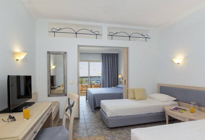 패밀리 룸, Lindos Princess Beach