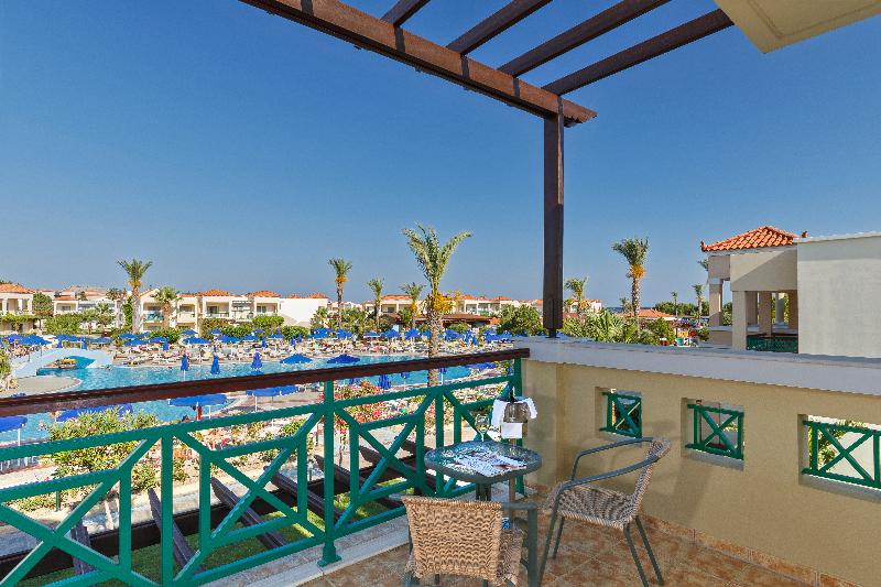 스탠다드 방갈로, Lindos Princess Beach