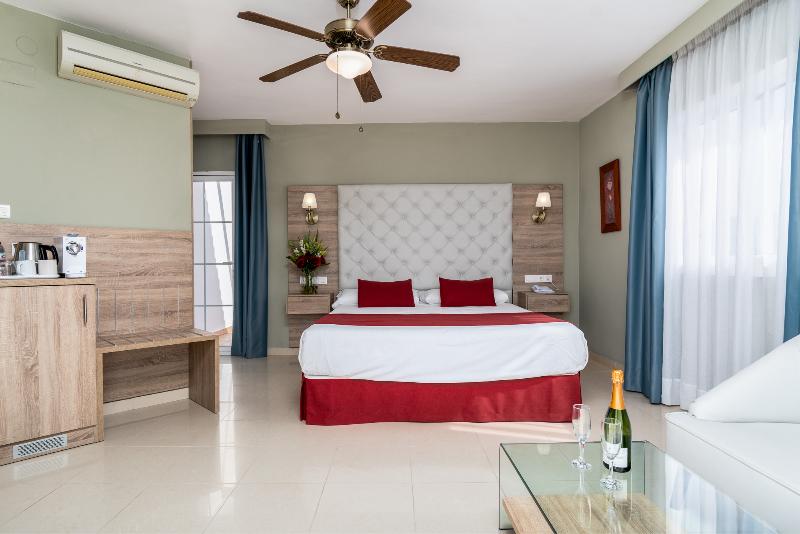 חדר סופריור, Los Arcos