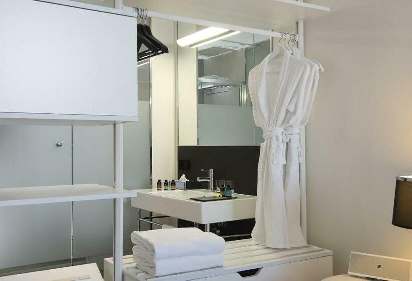 스위트, Melia South Beach