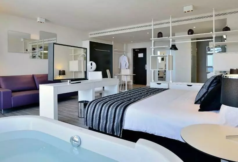 سوییت جونیور, Melia South Beach