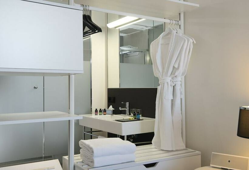 스위트, Melia South Beach