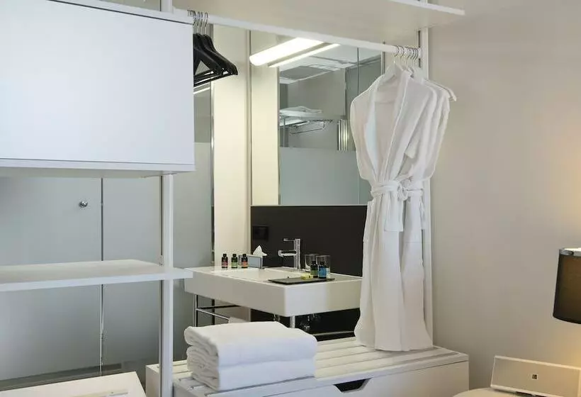 سوییت, Melia South Beach