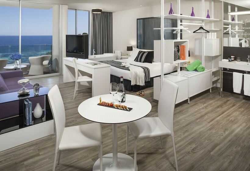 سوییت جونیور با چشمانداز دریا, Melia South Beach