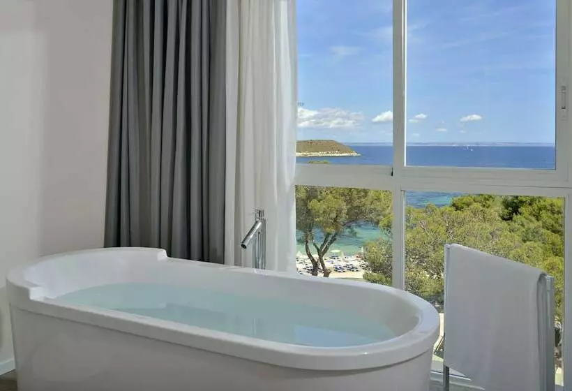 سوییت با چشم‌انداز دریا, Melia South Beach
