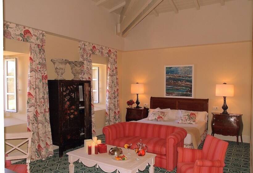 חדר משפחתי, Palacio Urgoiti