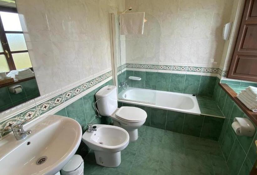 اتاق استاندارد چهار تخته, Rural Cuadroveña