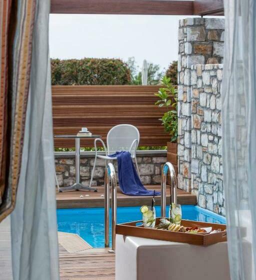 전용 풀장 주니어 스위트, Princess Resort, Santikos Collection