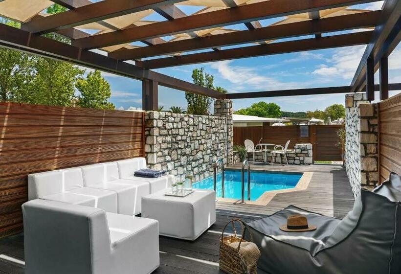 전용 풀장 주니어 스위트, Princess Resort, Santikos Collection