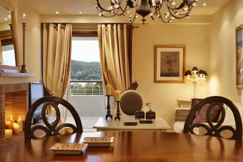 سوئیت 2 خوابه, Princess Resort, Santikos Collection