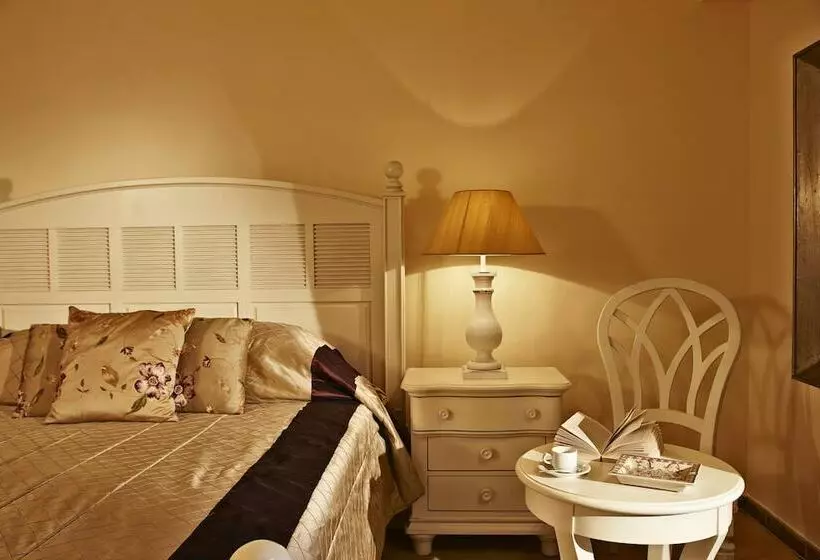 سوئیت 2 خوابه, Princess Resort, Santikos Collection