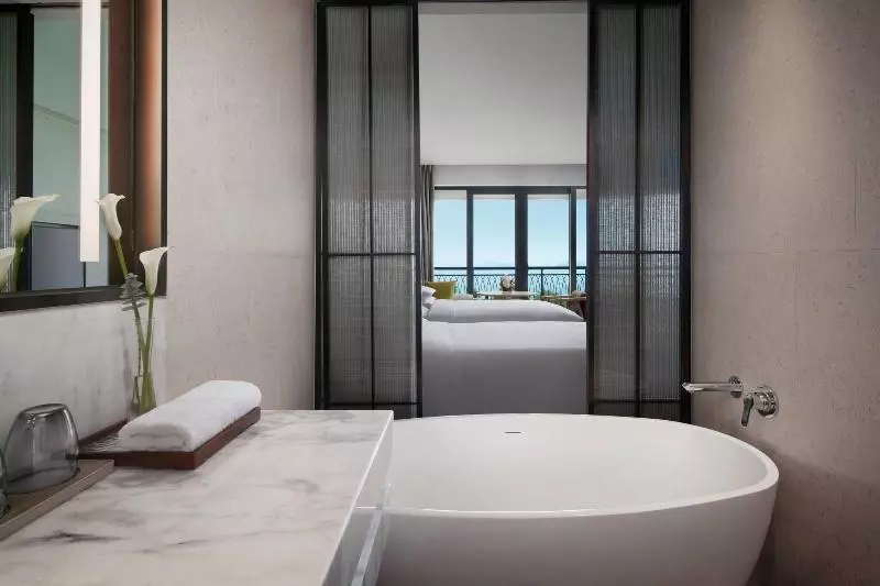 اتاق لوکس با چشمانداز دریا, Princess Resort, Santikos Collection