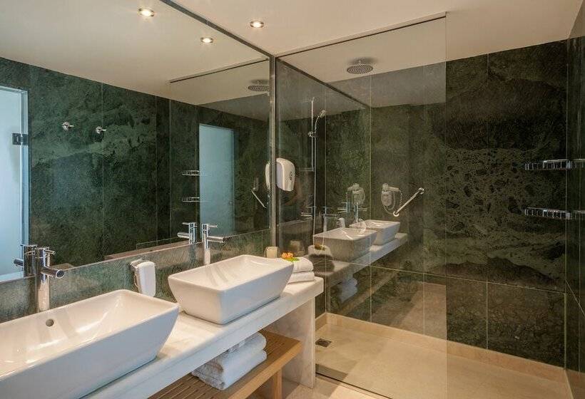 Люкс с Бассейном, Blue Sea Beach Affiliated by Melia