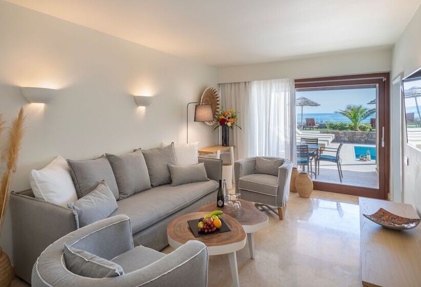 Люкс с Бассейном, Blue Sea Beach Affiliated by Melia