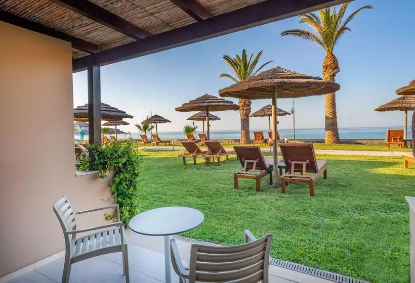 オーシャンビュージュニアスイート, Blue Sea Beach Affiliated by Melia