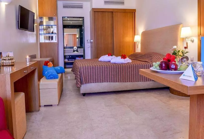 Suite with Pool, Blue Sea Beach Affiliated by Melia