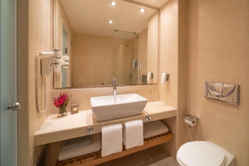 Люкс с Бассейном, Blue Sea Beach Affiliated by Melia