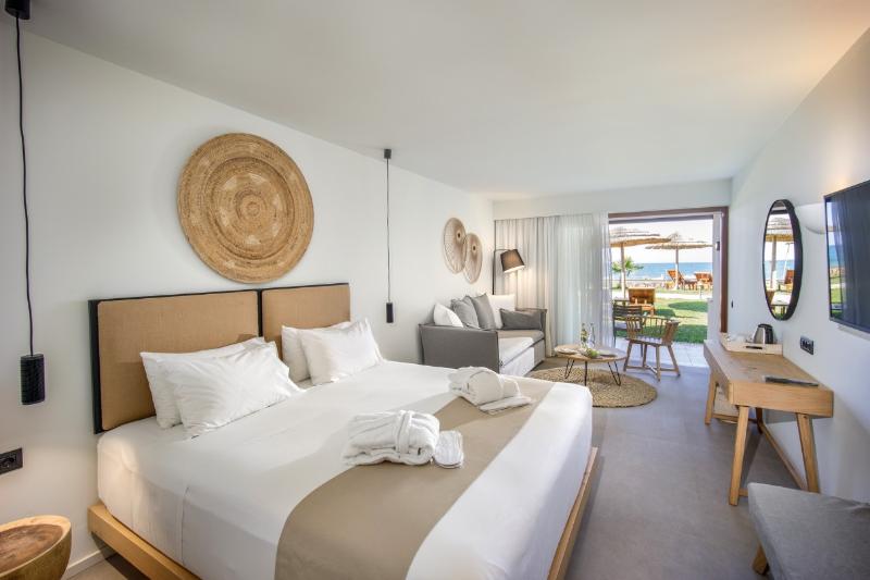 Полулюкс с Бассейном, Blue Sea Beach Affiliated by Melia