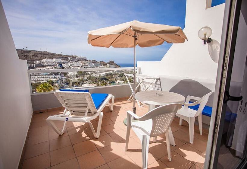 استودیو استاندارد با چشمانداز دریا, Servatur Montebello