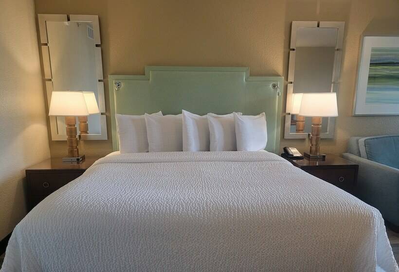 Номер Deluxe, Coco Key Hotel & Water Park Resort