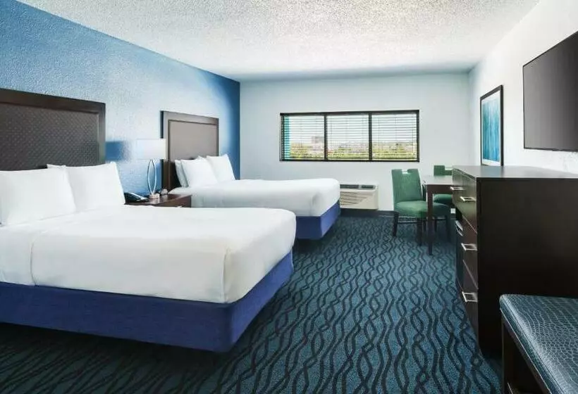 اتاق لوکس یک تخته, Coco Key Hotel & Water Park Resort