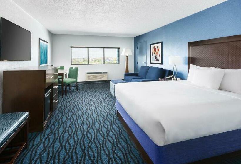 Номер Deluxe Одноместный, Coco Key Hotel & Water Park Resort