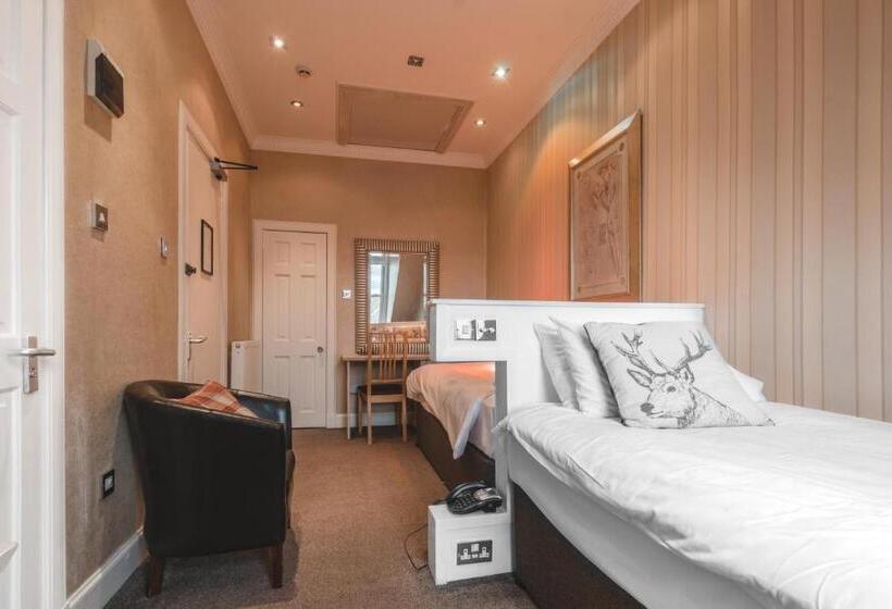 חדר סטנדרט, Ceilidh Donia