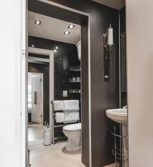 חדר סטנדרט, Ceilidh Donia