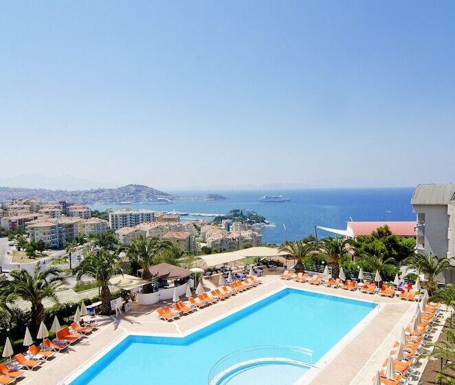 패밀리 룸, City S Hill