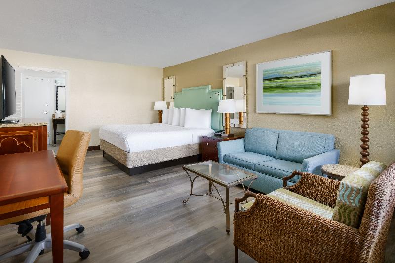 Номер Deluxe Кровать Кинг, Coco Key Hotel & Water Park Resort